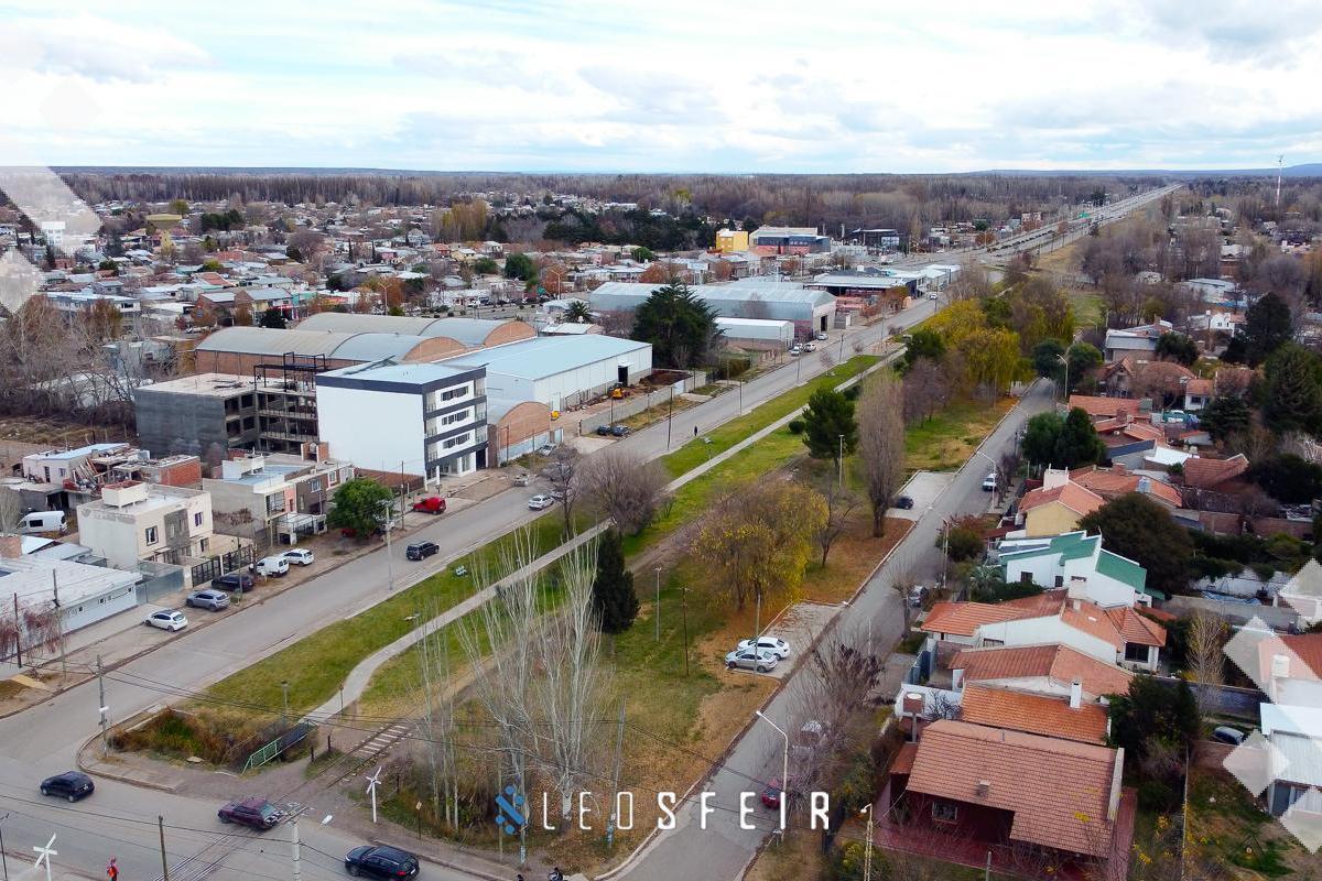 En Venta, Terreno Apto Desarrollo, Centro de Plottier, Neuquén, Calle Perito Moreno. 3