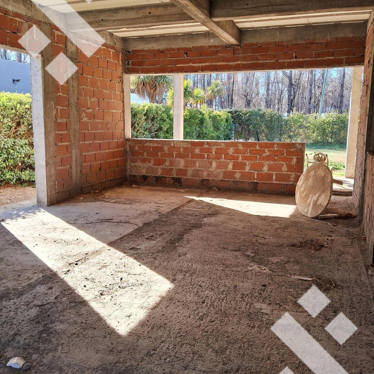 Casa 4 Dormitorio en Obra Gris 5