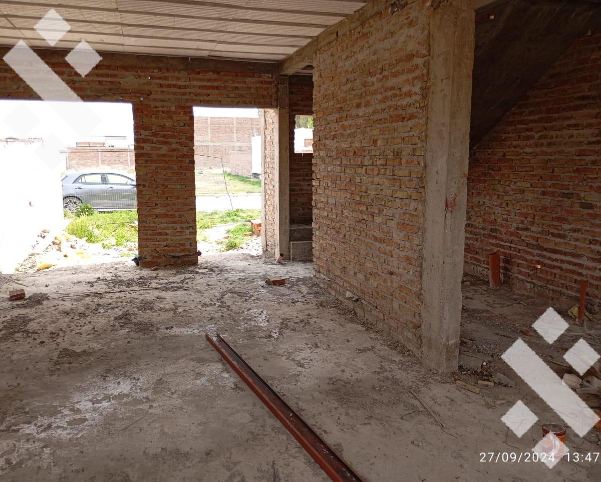 En Venta Dúplex Altos de Alberdi I 2