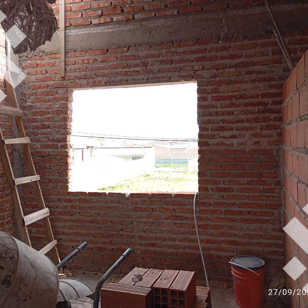 En Venta Dúplex Altos de Alberdi I 3