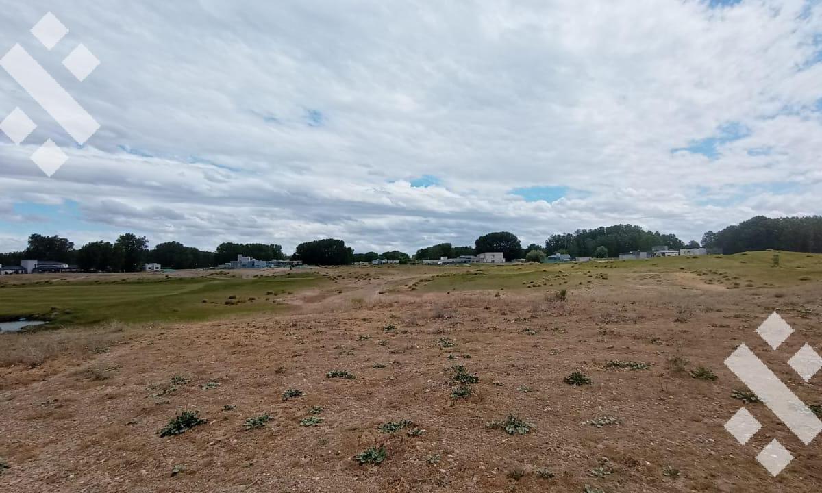 Venta Lote 1100 m² en Los Canales de Plottier 4