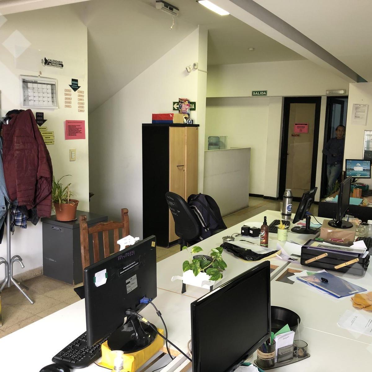 Venta Edificio de Oficinas y Locales Comerciales 1