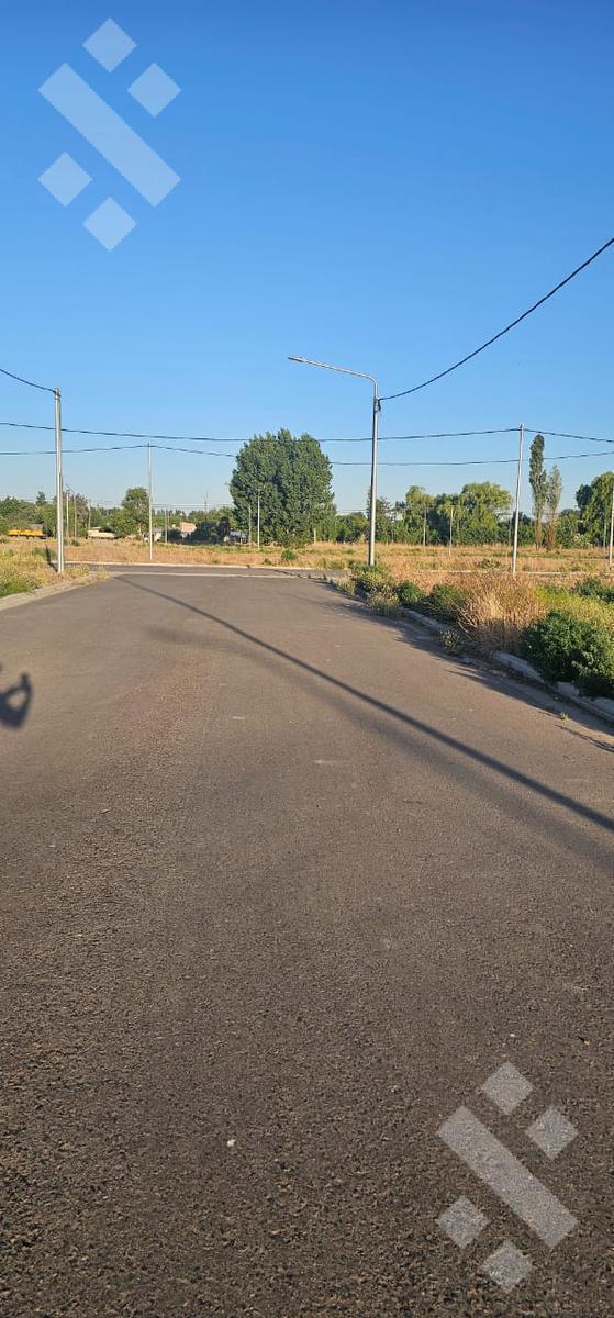 Venta Terreno 360 m² - Loteo Mirasur, Plottier 1