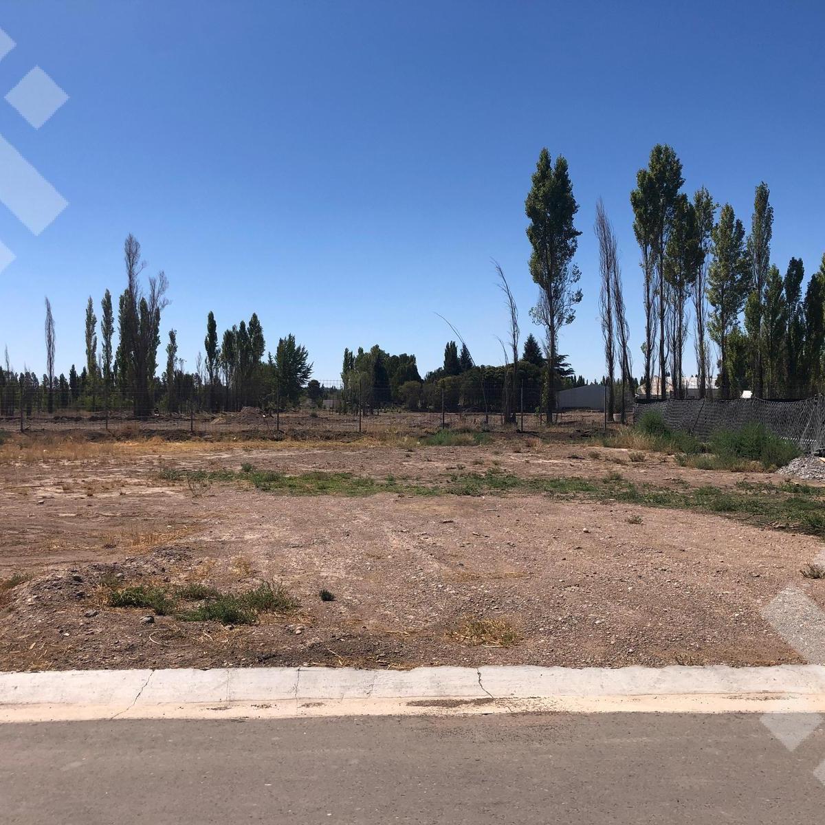 Venta Lote 528 m² - B° Finca Costa Serena, Plottier 4