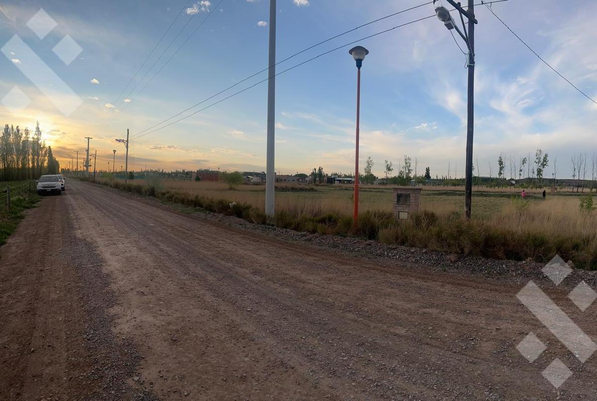Venta Lote 1486 m² - B° Peralez del Solar, Fdez. Oro 5