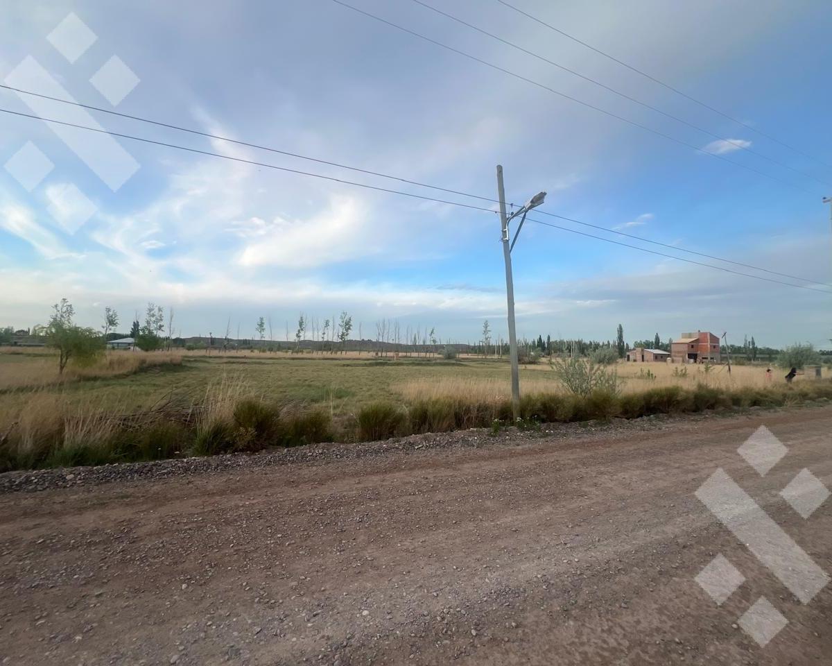 Venta Lote 1486 m² - B° Peralez del Solar, Fdez. Oro 4