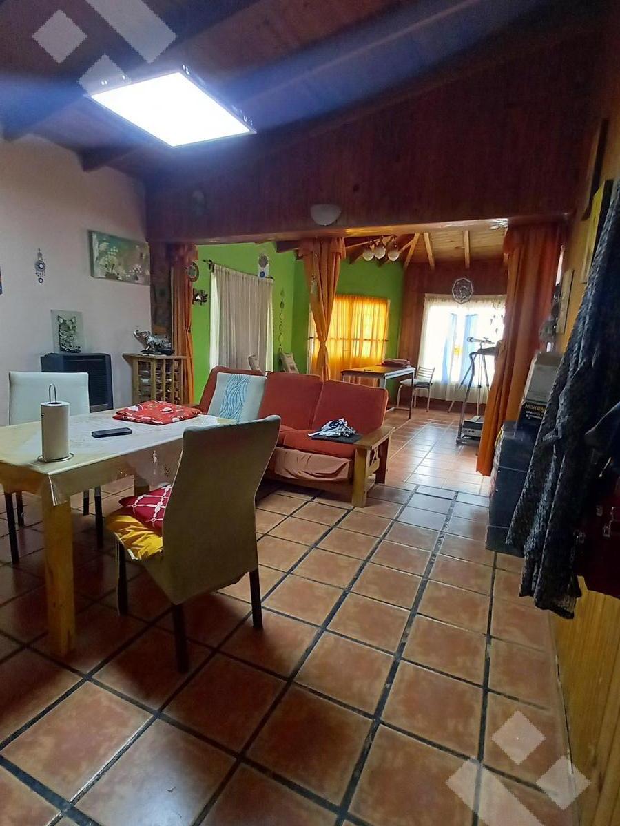 Venta Casa 2 Dorm. - B° Cgt 2, Plottier 4