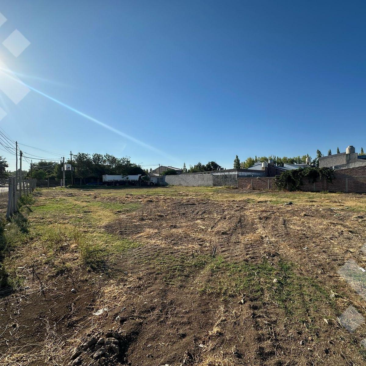 En Venta, Lotes de 360 m², B° El Floreal, Plottier. 3