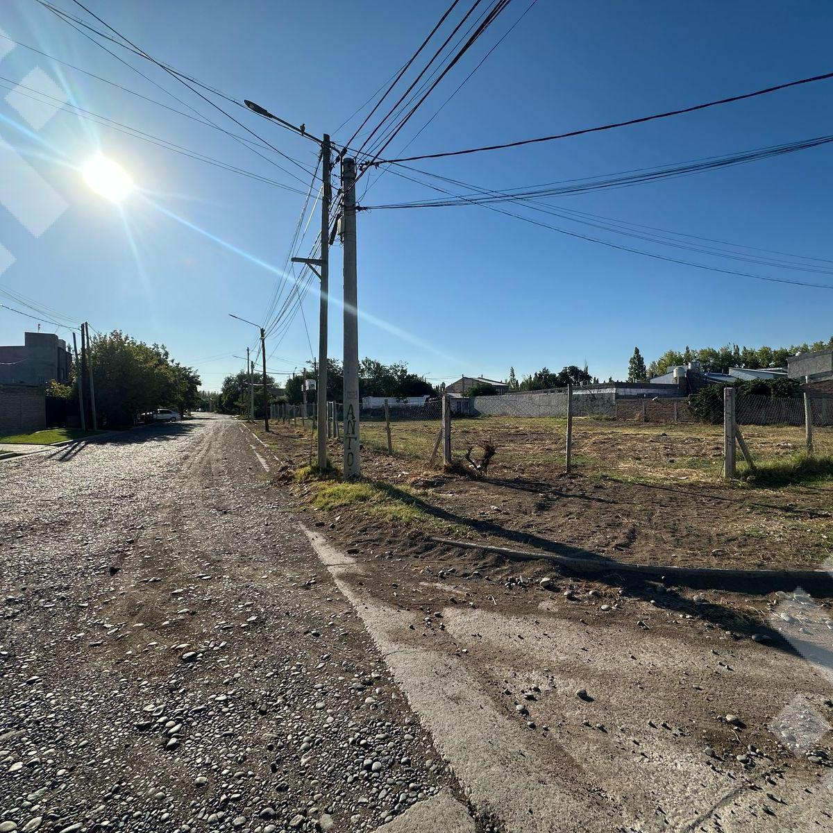 En Venta, Lotes de 360 m², B° El Floreal, Plottier. 5
