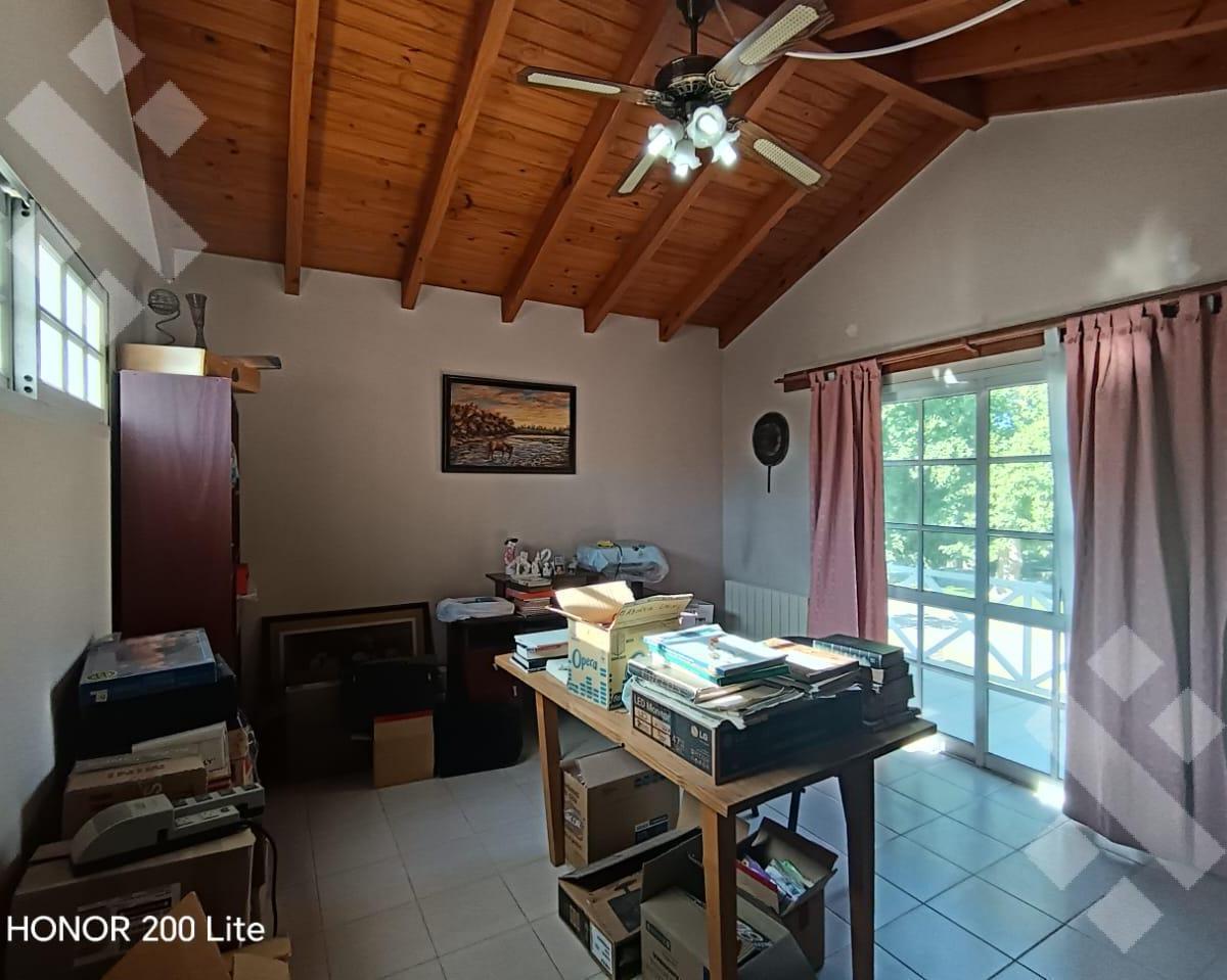 En Venta, Casa de 3 Dorm., B° Jardines de Hilmar, Plottier. 4