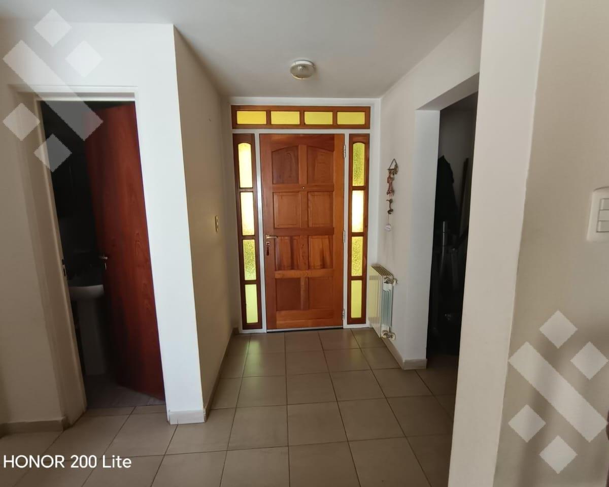 En Venta, Casa de 3 Dorm., B° Jardines de Hilmar, Plottier. 2