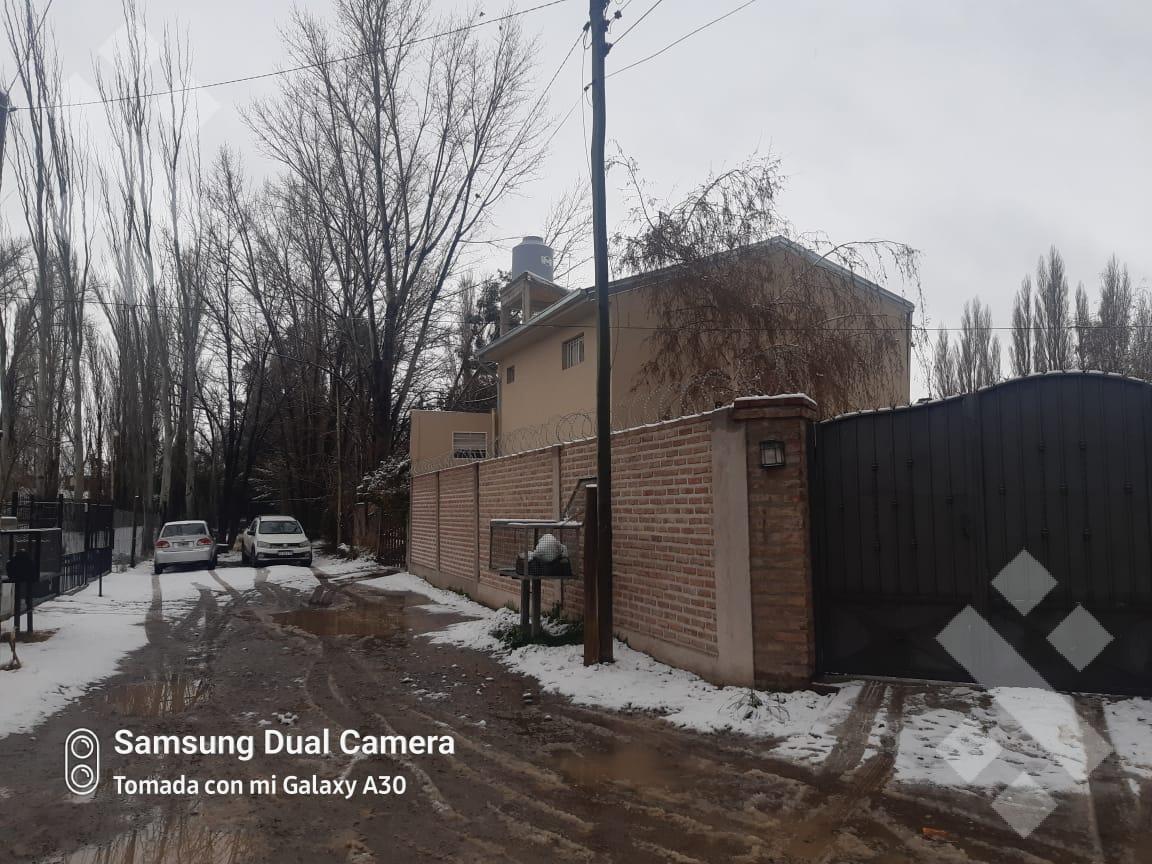 En Venta, Complejo de 8 Departamentos, B° Knudsen, Plottier, Neuquén. 1