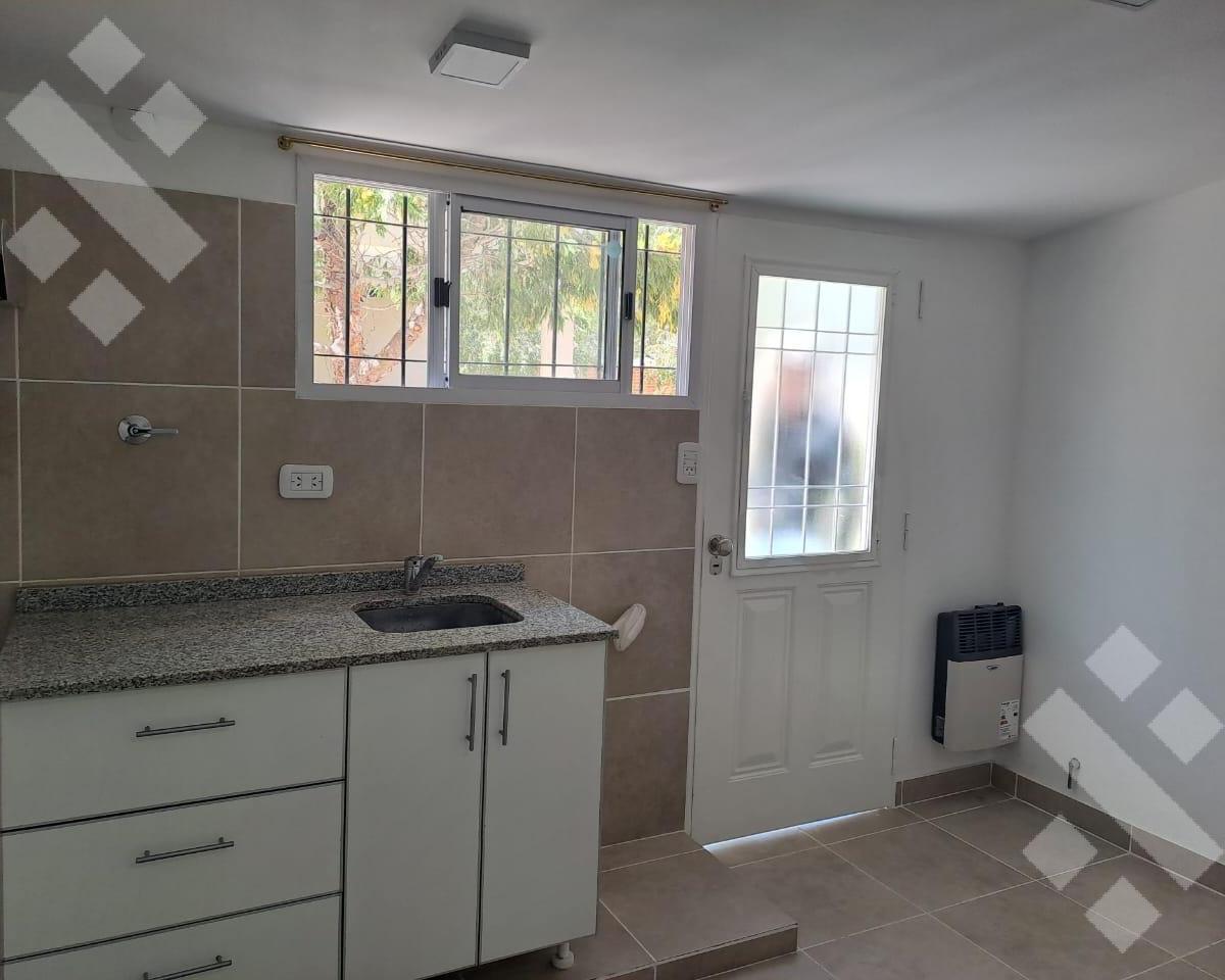 En Venta, Complejo de 8 Departamentos, B° Knudsen, Plottier, Neuquén. 5