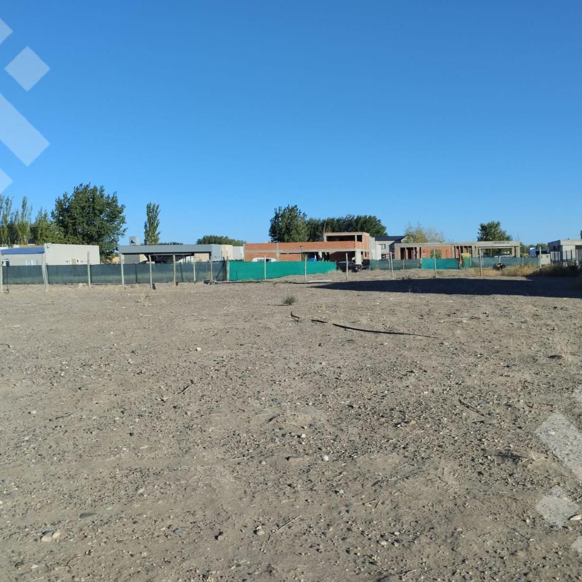 Venta Terreno 1050 m² Bº Cerrado Los Canales de Plottier 3