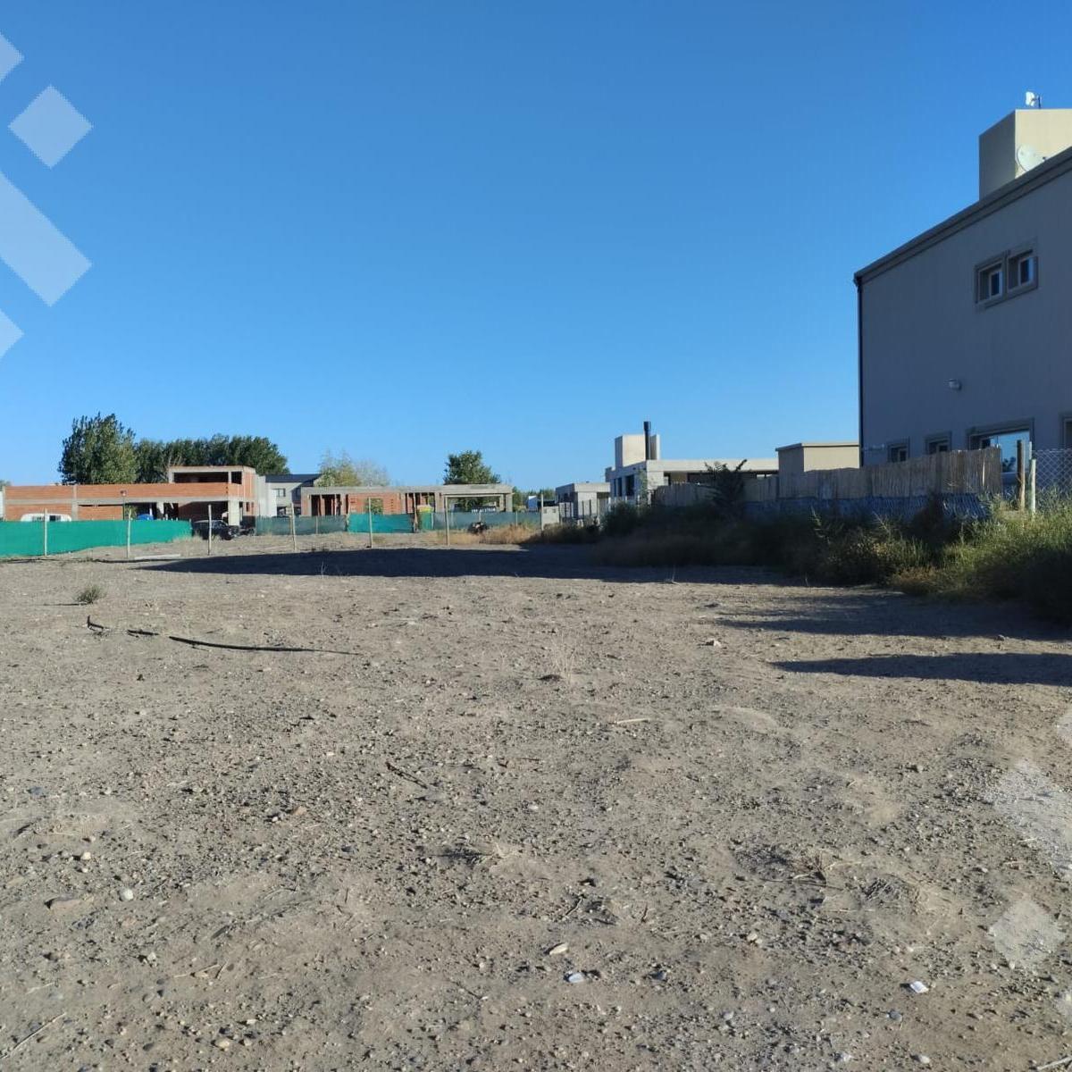 Venta Terreno 1050 m² Bº Cerrado Los Canales de Plottier 5