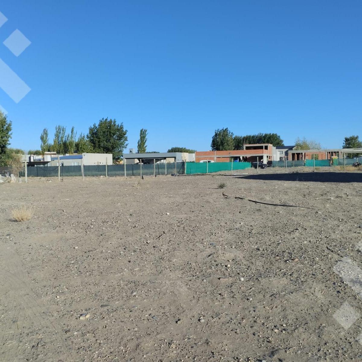 Venta Terreno 1050 m² Bº Cerrado Los Canales de Plottier 2