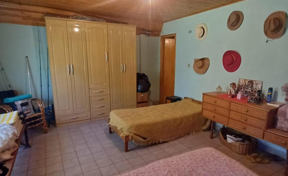 Venta/permuta: Casa 3 Dorm., 1 E/pb - Villa Mari Menuco - Neuquen 2