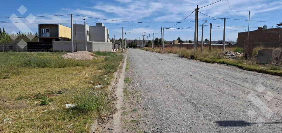 En Venta, Terreno en B° Rincon de Emilia, Plottier. 1