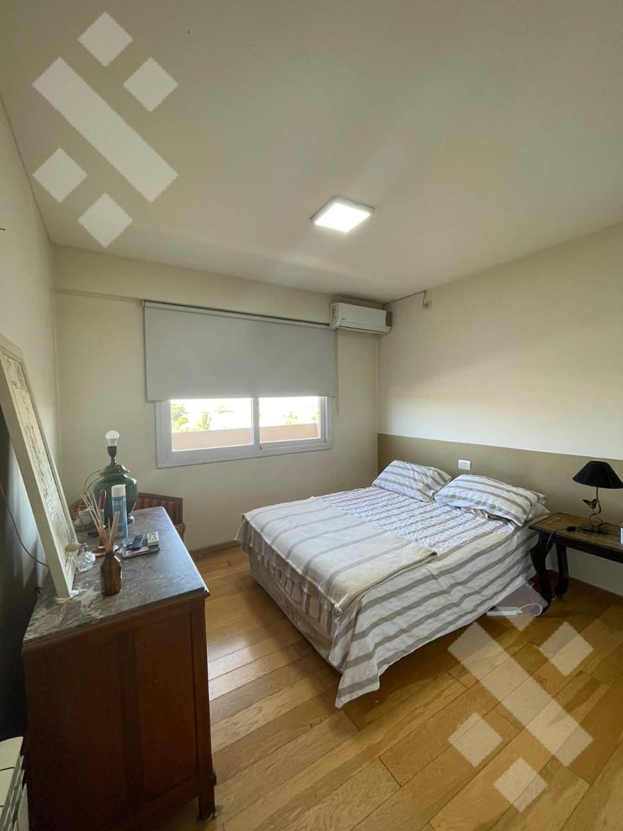 Venta Departamento Tres Dorm. en Neuquén. 3
