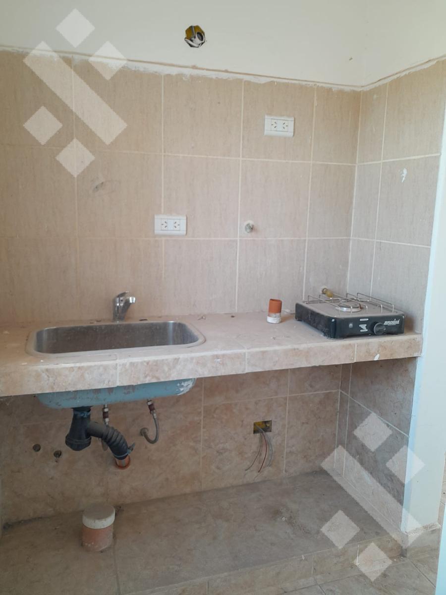 En Venta 3 (O 4) Locales a Estrenar en Fernandez Oro. / Apto Para Seguir Construyendo! 4