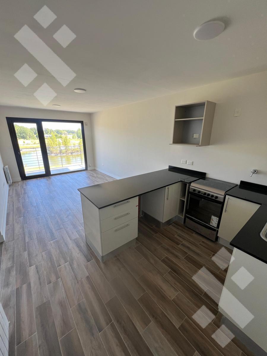 En Venta, Departamentos en Los Canales Golf Club 2