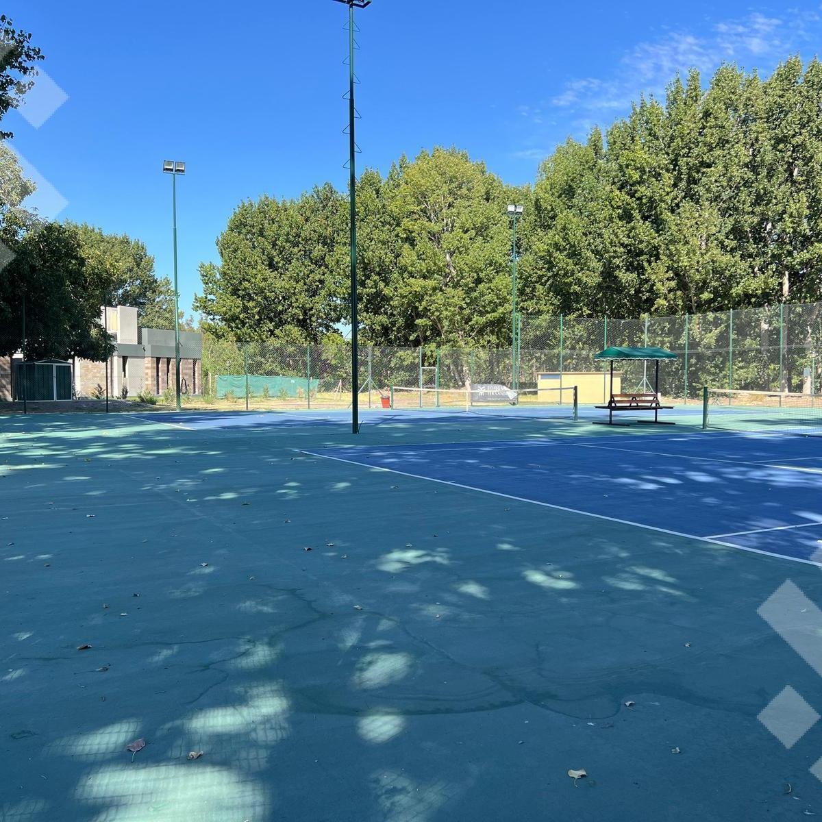 En Venta, Departamentos en Los Canales Golf Club 3