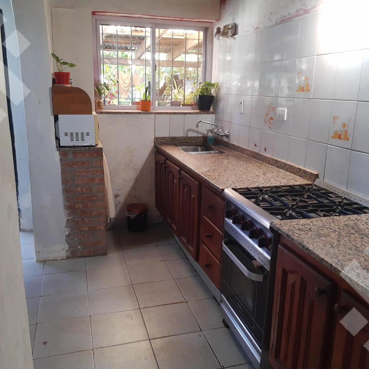 En Venta, Casa de 3 Habitaciones y Quincho, Plottier. 4