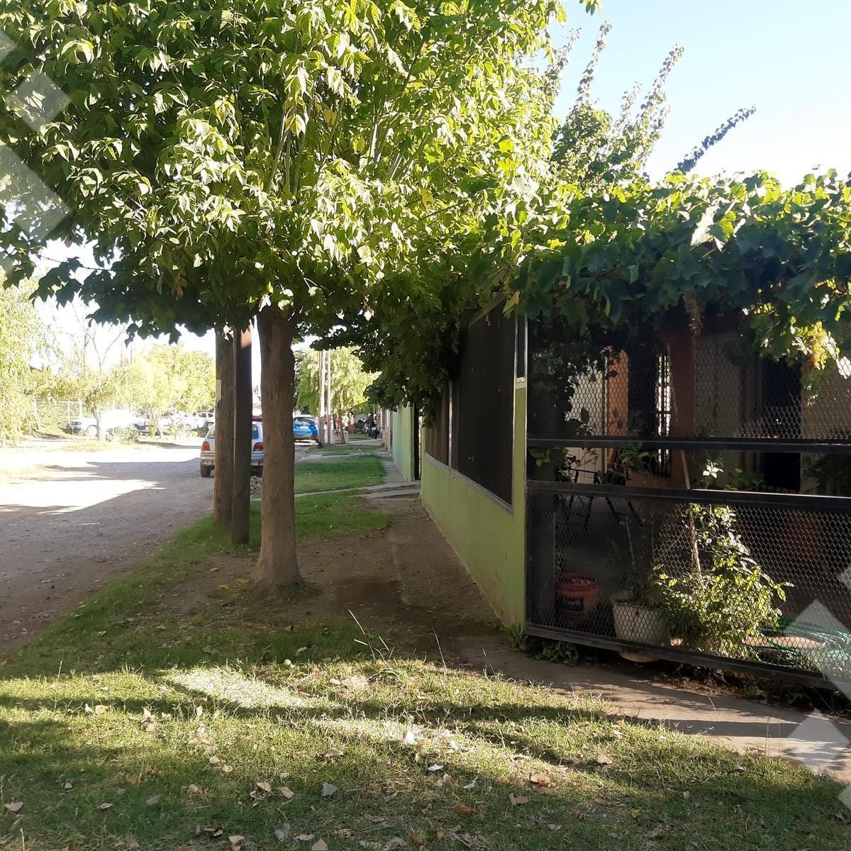 En Venta, Casa de 3 Habitaciones y Quincho, Plottier. 5