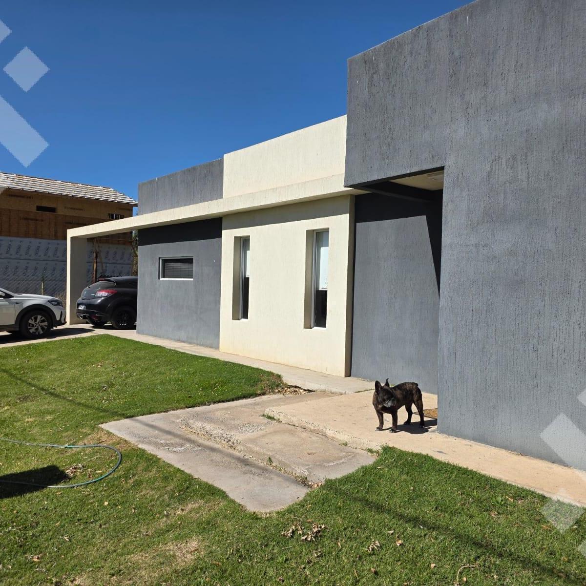 En Venta, Casa de 2 Dorm., B° El Manzanar, Plottier 1