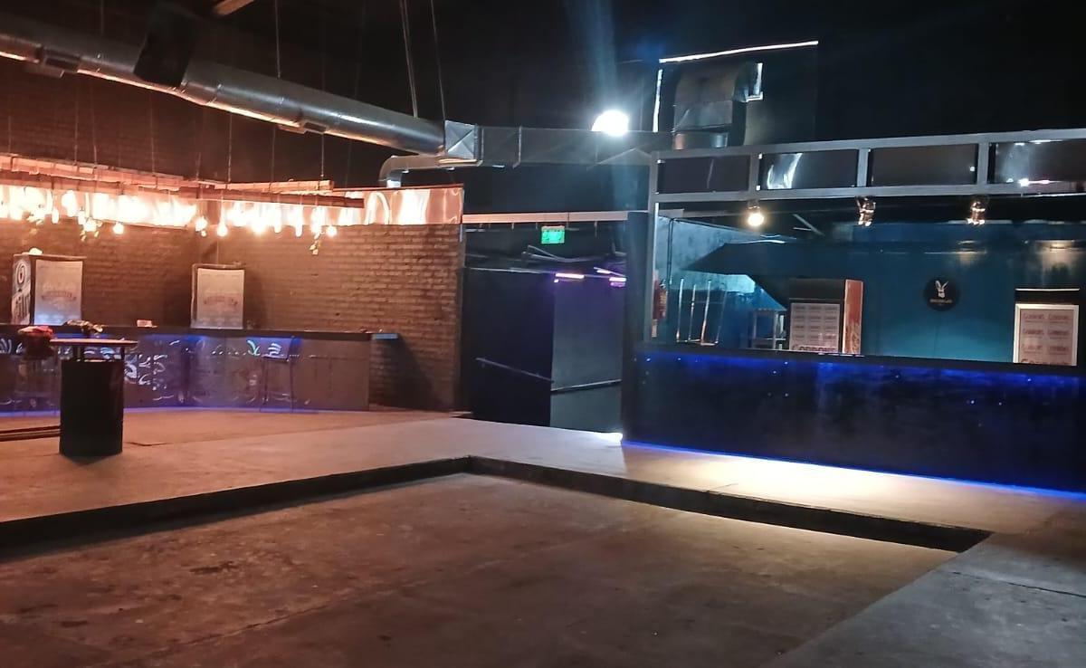 Se Vende Ecelente Comercial 1