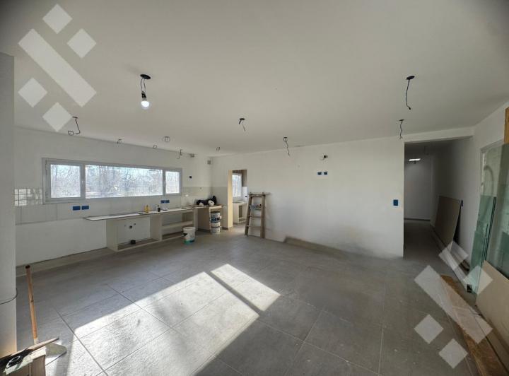 Venta casa 3 dormitorios - Barrio Los Sauces– Fernández Oro 5
