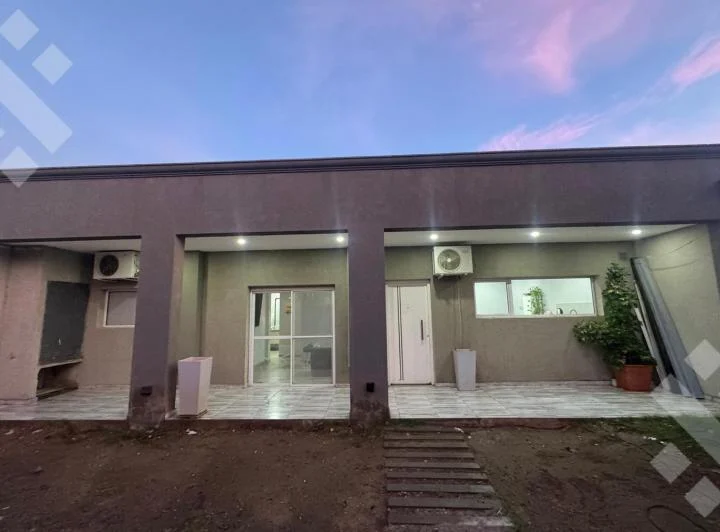 En Venta, Casa de 2 Dormitorios, Altos de Alberdi, Plottier 4