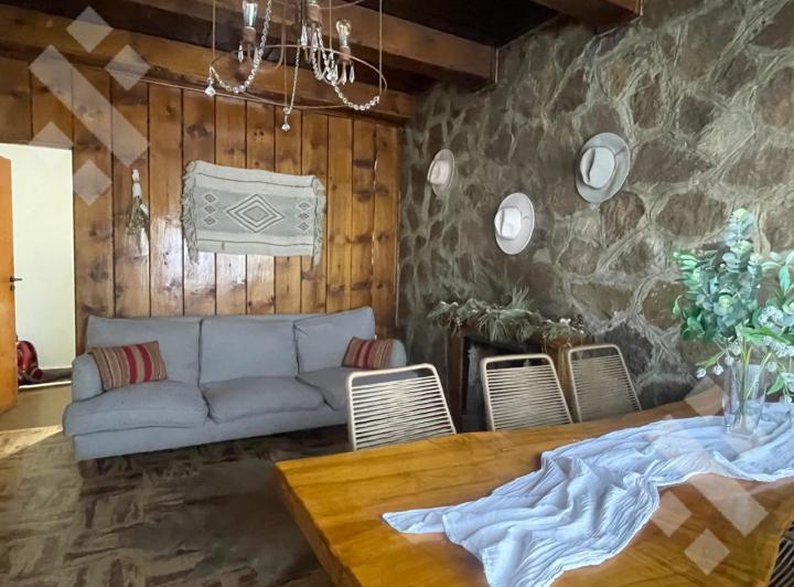 En Alquiler Temporario, casa de 3 Dormitorios en el centro de Aluminé, Neuquén 2