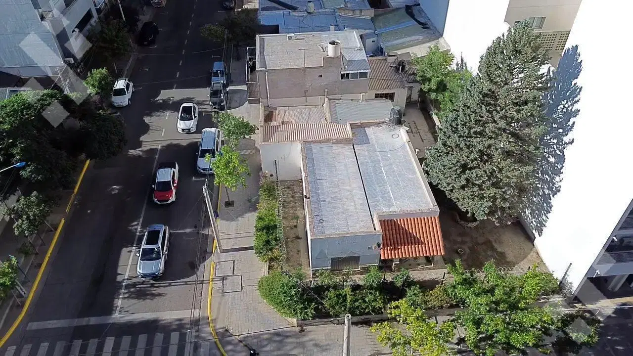 ALQUILER| Casa Comercial en Esquina – Neuquén 4