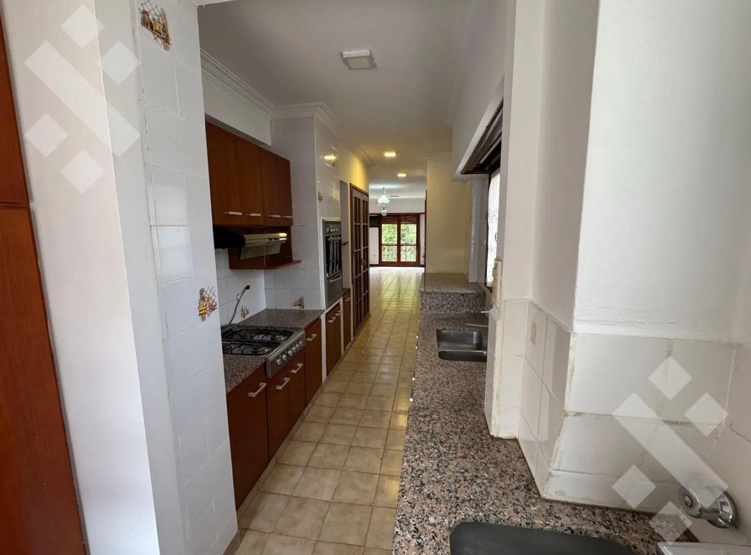 ALQUILER Departamento 4 habitaciones - Barrio Centro Neuquén 5