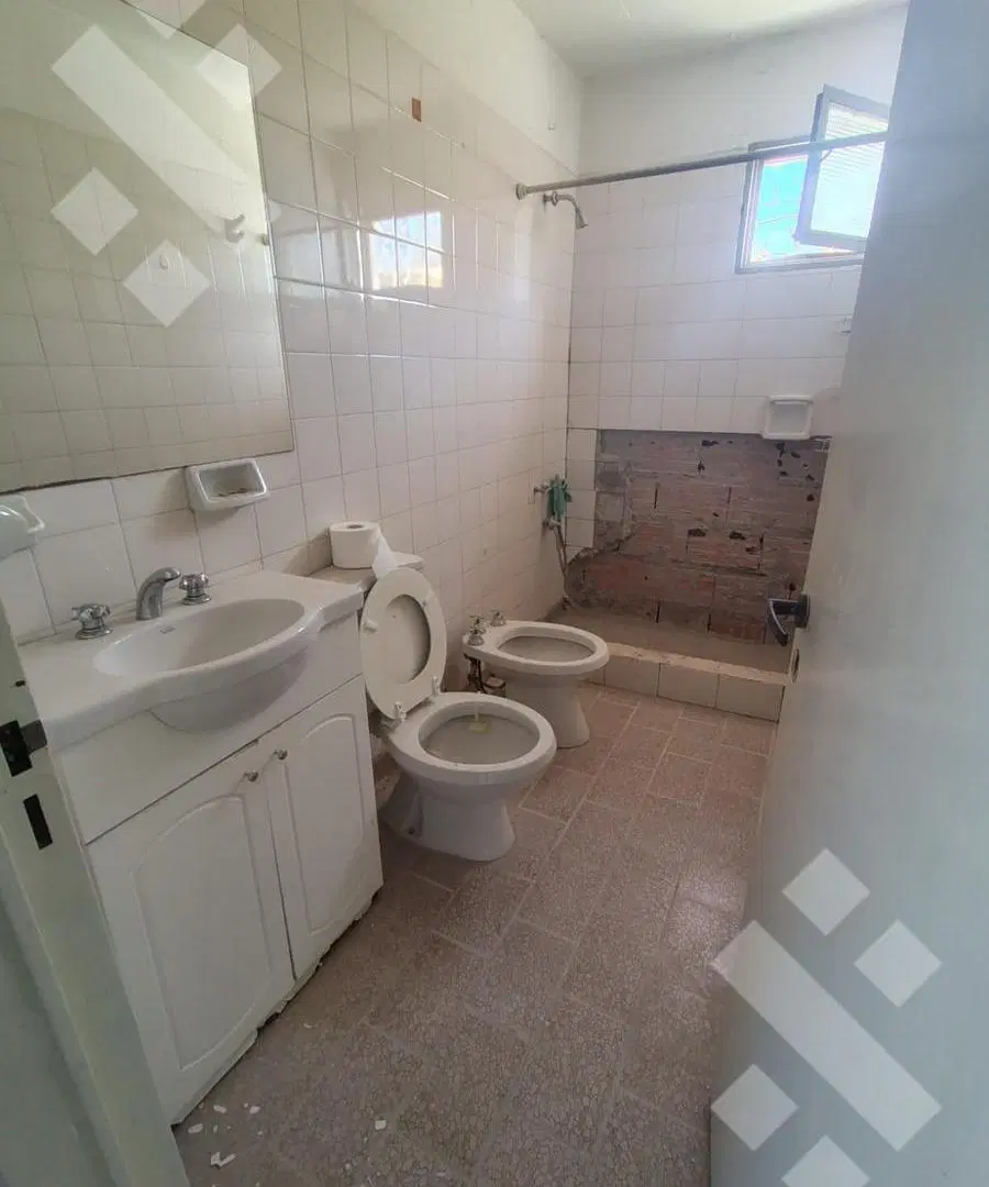 Venta Departamento 2 dormitorios restaurado, Melipal, Neuquen capital 4