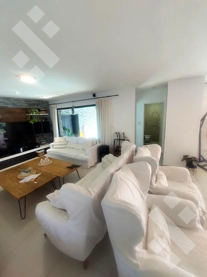 ALQUILER CASA 4 DORMITORIOS - B° LA ZAGALA, NEUQUÉN 3
