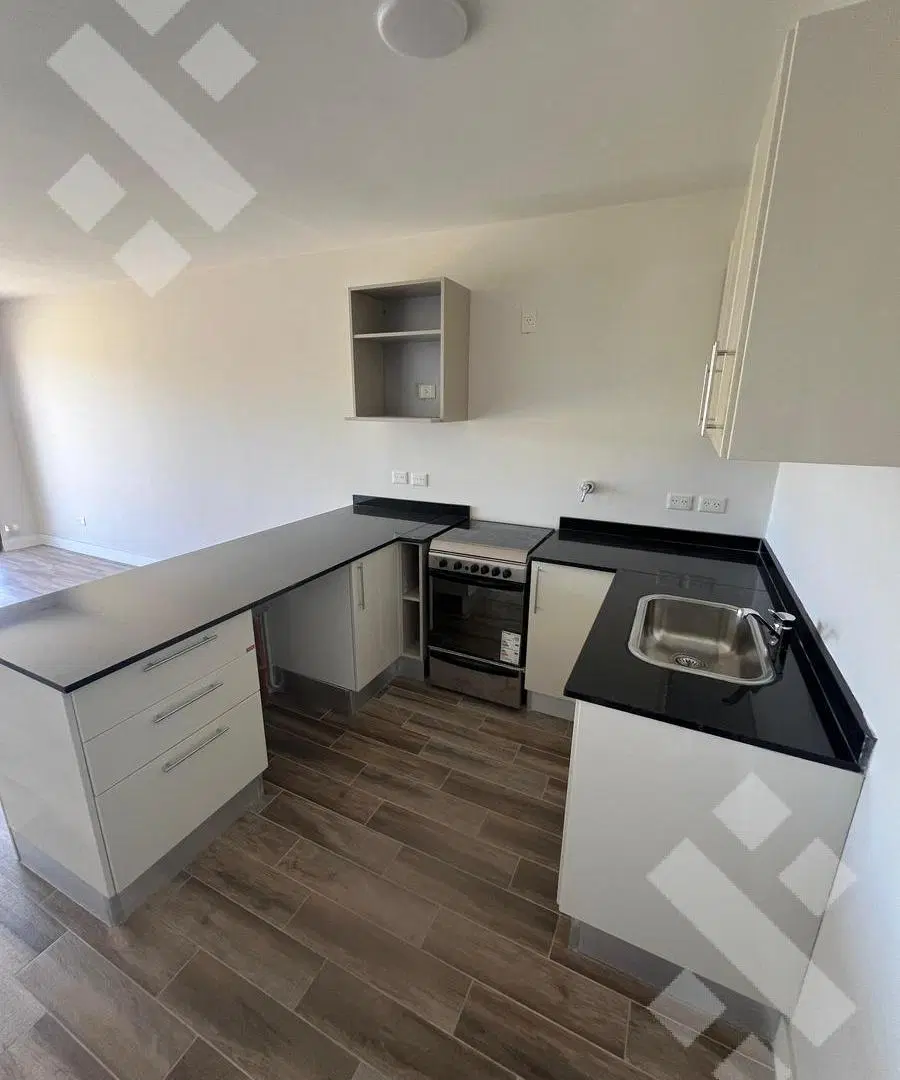En Venta | Departamento de 2 Dormitorios | Terraza | Los Canales Golf Club | Plottier 3