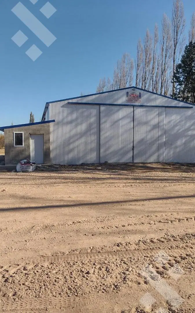 GALPON A ESTRENAR FRENTE A RUTA 4