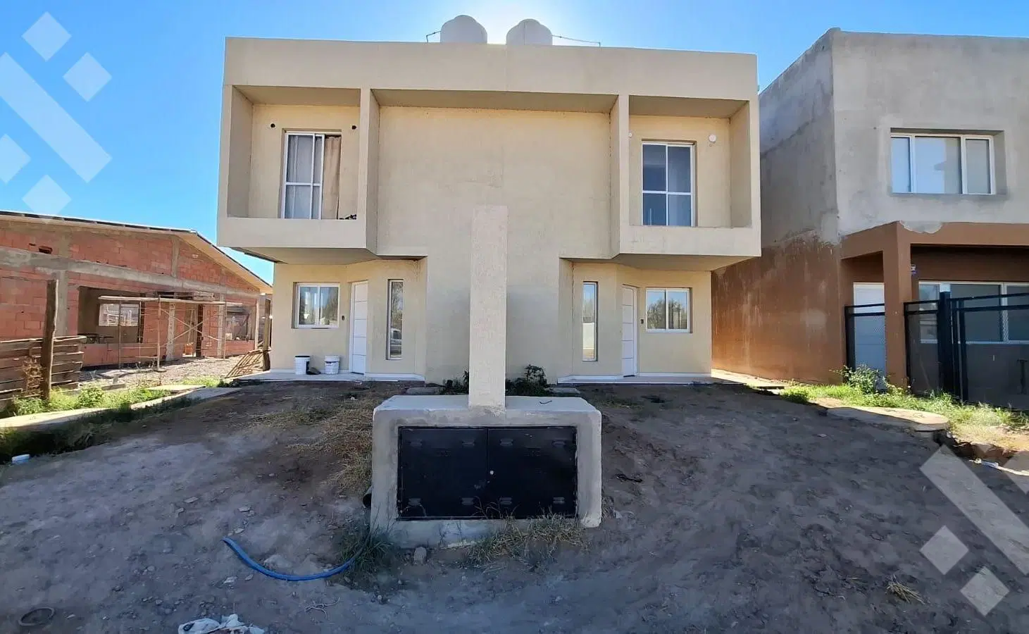 En Venta | Duplex de 2 Dormitorios | Barrio Los Cerezos II | Plottier 3