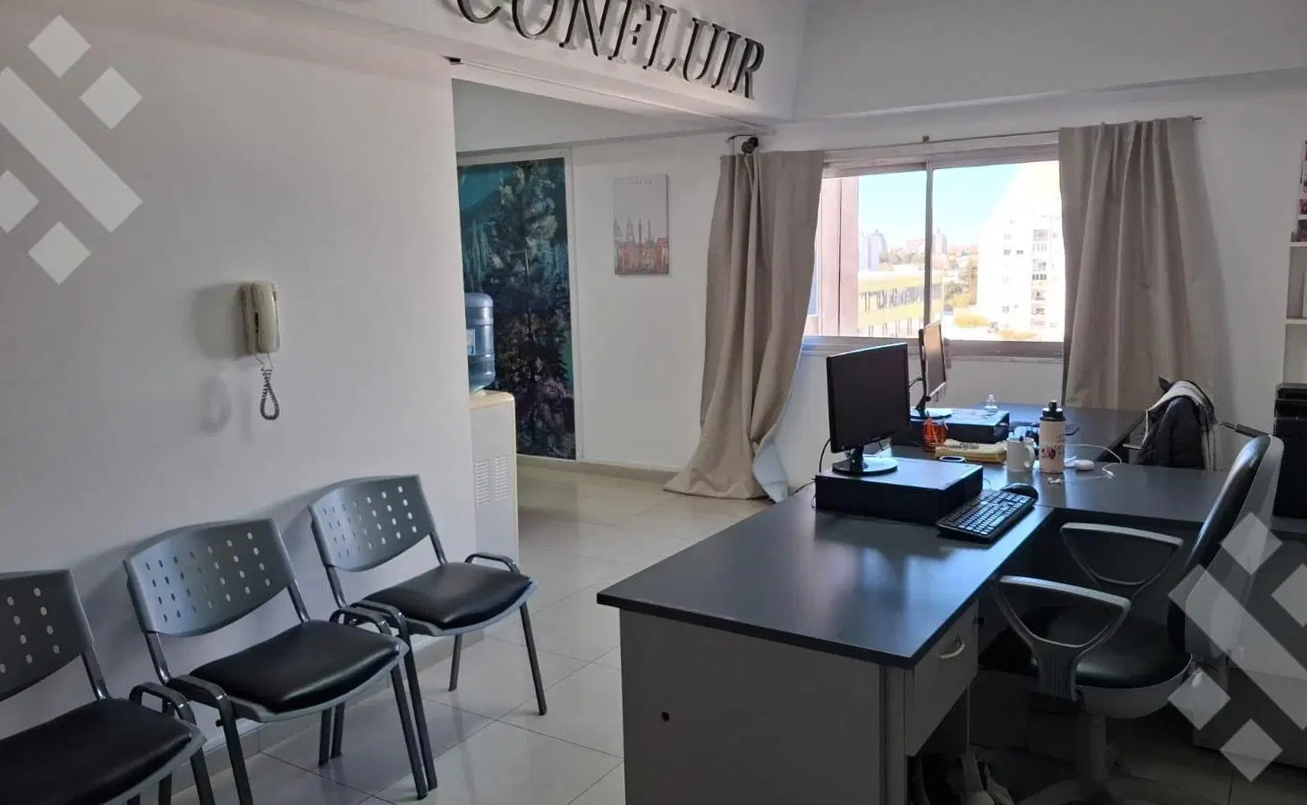En Venta | Oficina de 136 m2 | Zona Centro | Rivadavia 153 | Neuquén Capital 2