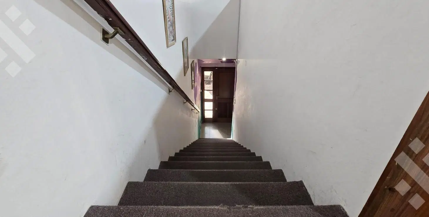 Venta Local en Primer piso   - Diagonal España al 100 - Neuquén Capital 2