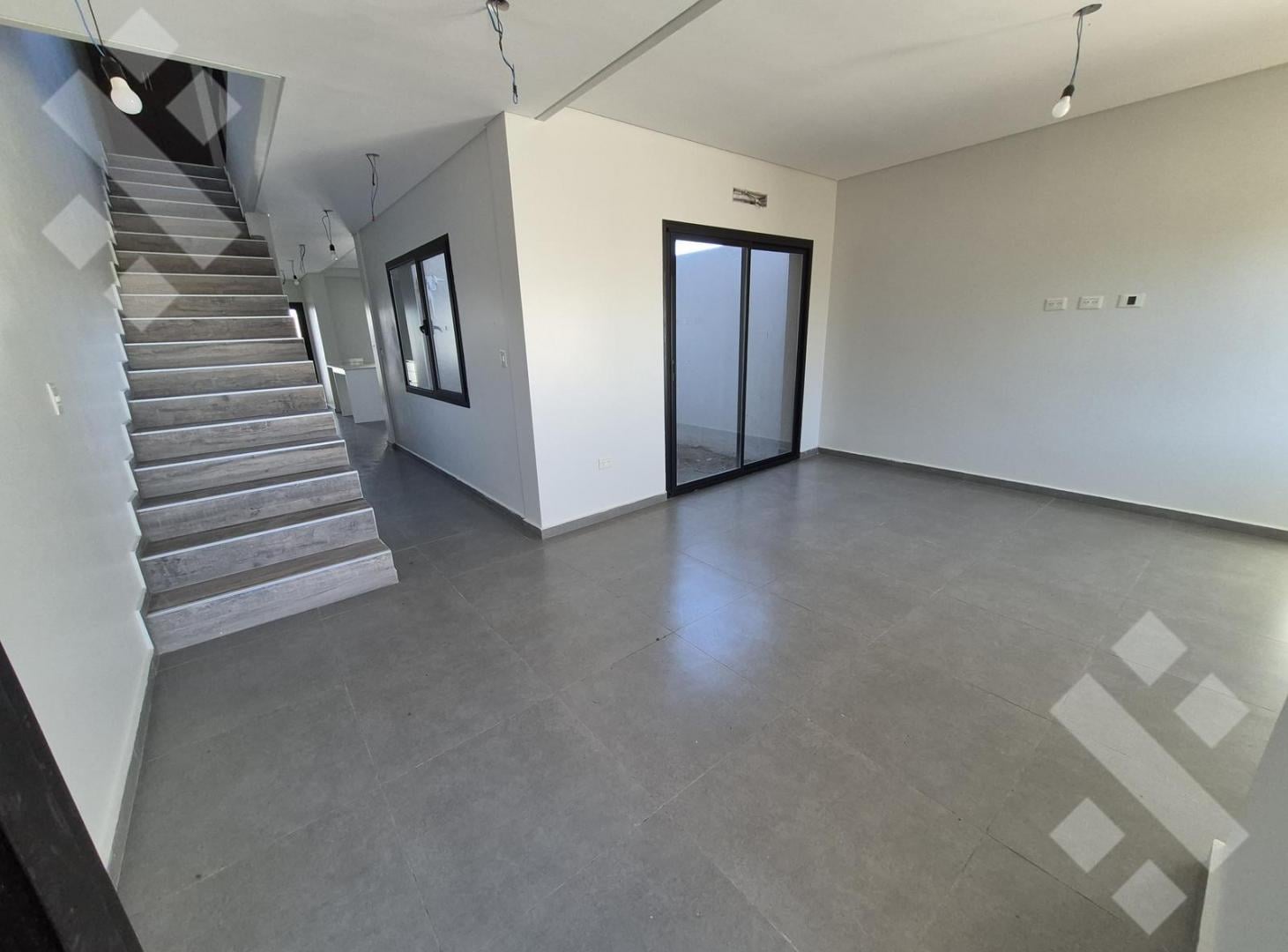 Foto de VENTA DÚPLEX 2 DORMITORIOS (A ESTRENAR) - B° JORGE NEWBERY, CIPOLLETTI, imagen 5