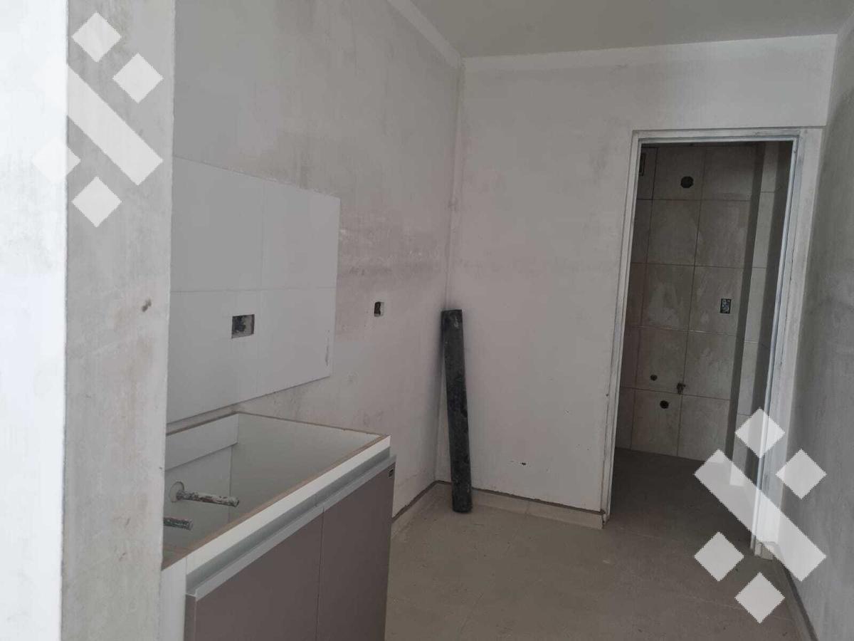 Foto de Venta oficina con cochera centro Neuquén, imagen 4