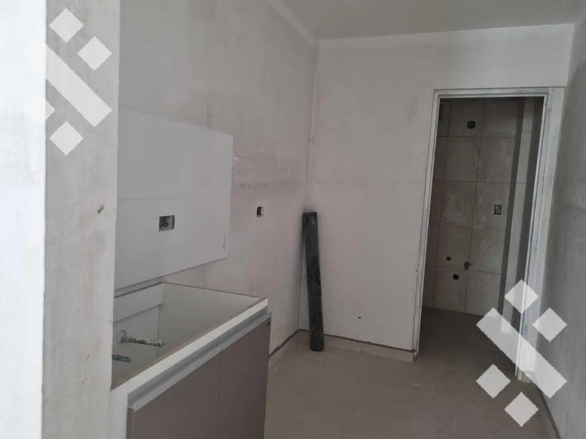 Venta oficina con cochera centro Neuquén 4