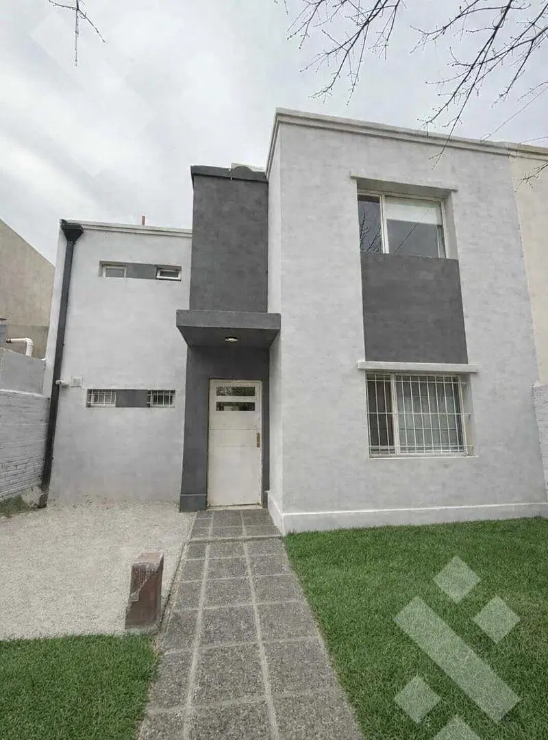 VENTA DUPLEX 3 DORMITORIOS - B° RINCÓN LINDO, CIPOLLETTI 4