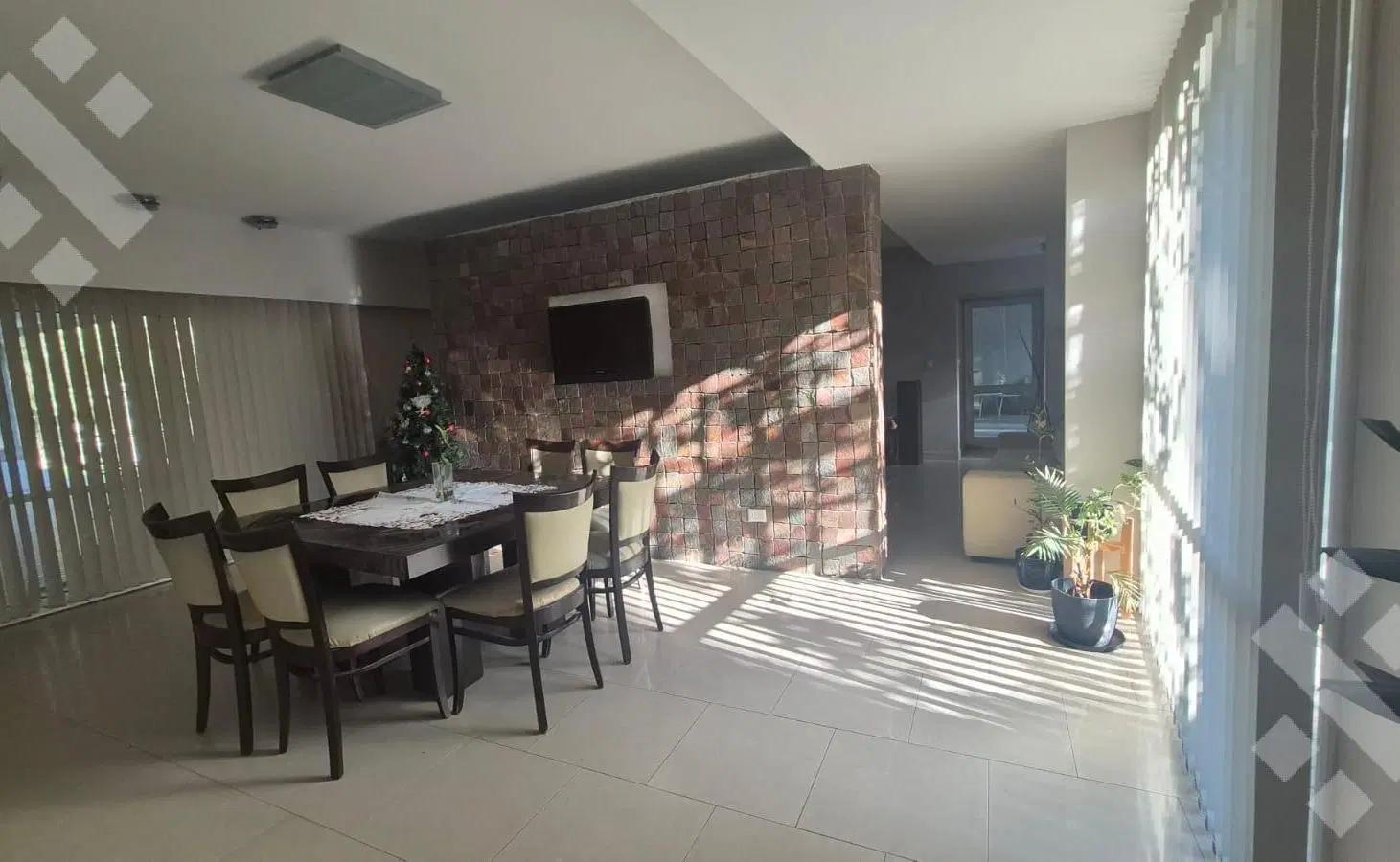VENTA (EN EXCLUSIVA) CASA 3 DORMITORIOS + PISCINA - B° CONFLUENCIA RURAL, NEUQUÉN 4