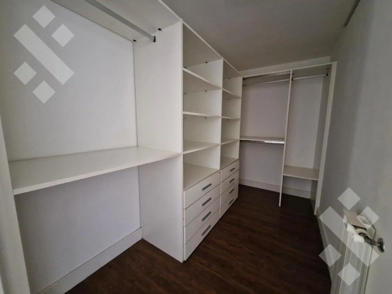 Venta Departamento 3 dormitorios.  Belgrano al 200 Neuquén Capital 4