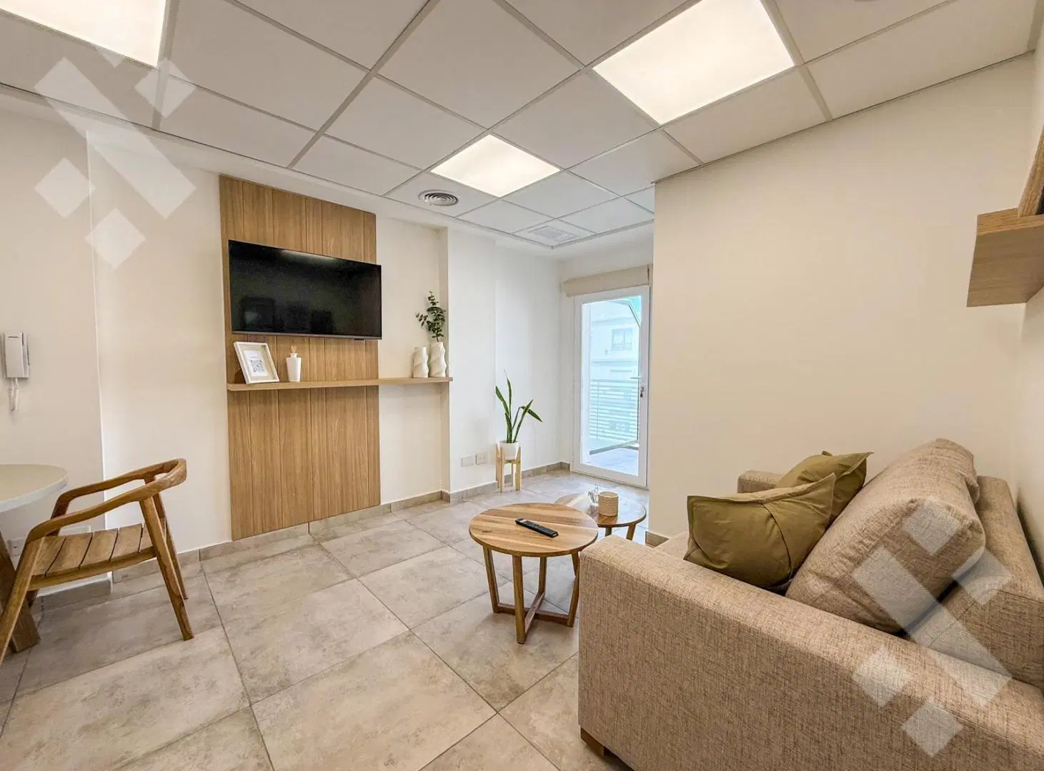 En Alquiler, Departamento de 1 Dormitorio Amoblado con cochera,  Zona Centro, Neuquén Capital 3