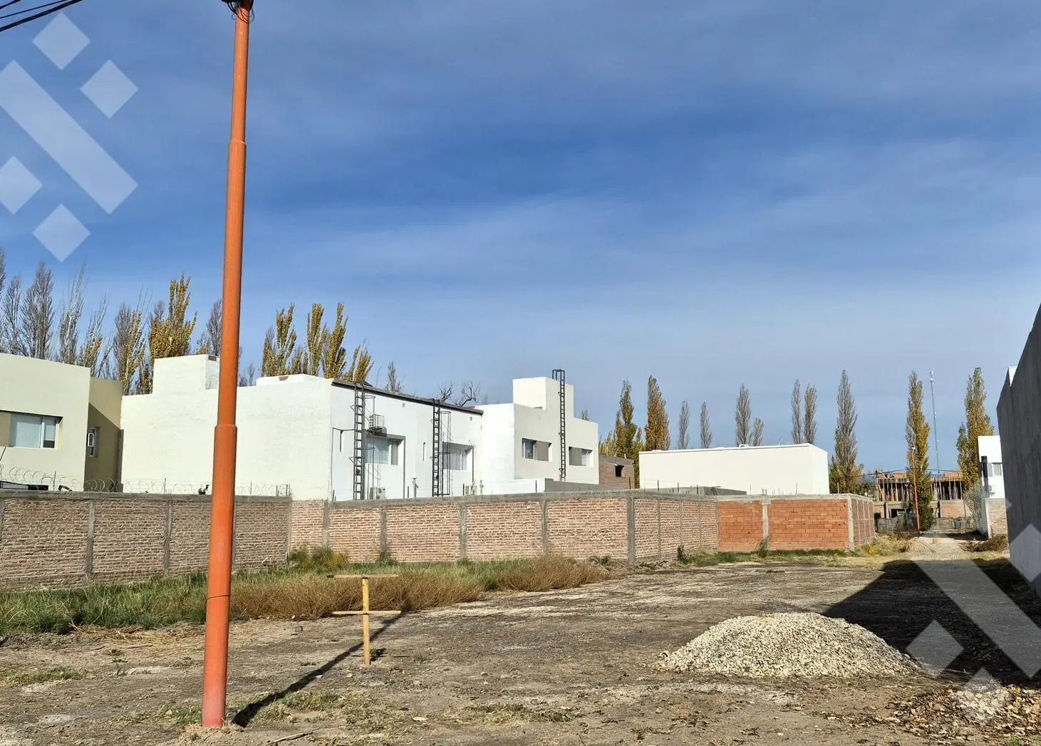 Venta de terreno en Ayres del Valle,  Cipolletti. Barrio Residencial Abierto. Excelente ubicación. 2